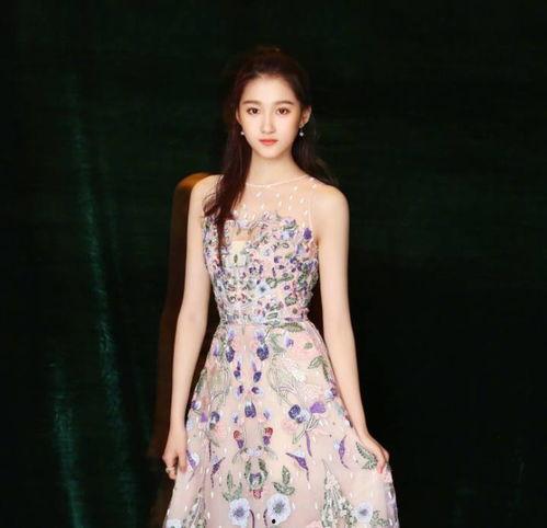 吃瓜娱乐圈关晓彤